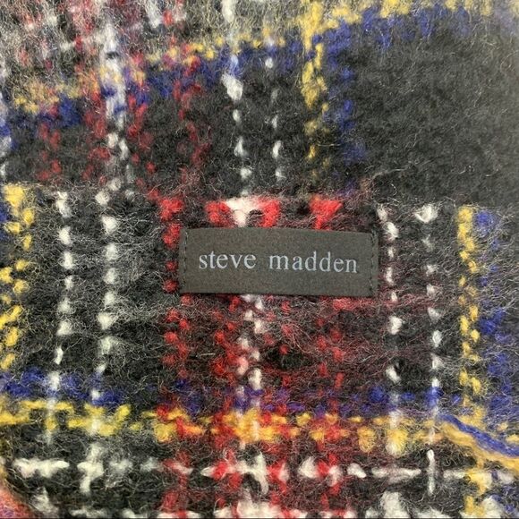 Steve Madden black red yellow blue warm soft fall winter unisex blanket scarf - Picture 6 of 9